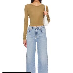 Agolde Harper crop straight mid rise in colour hassle